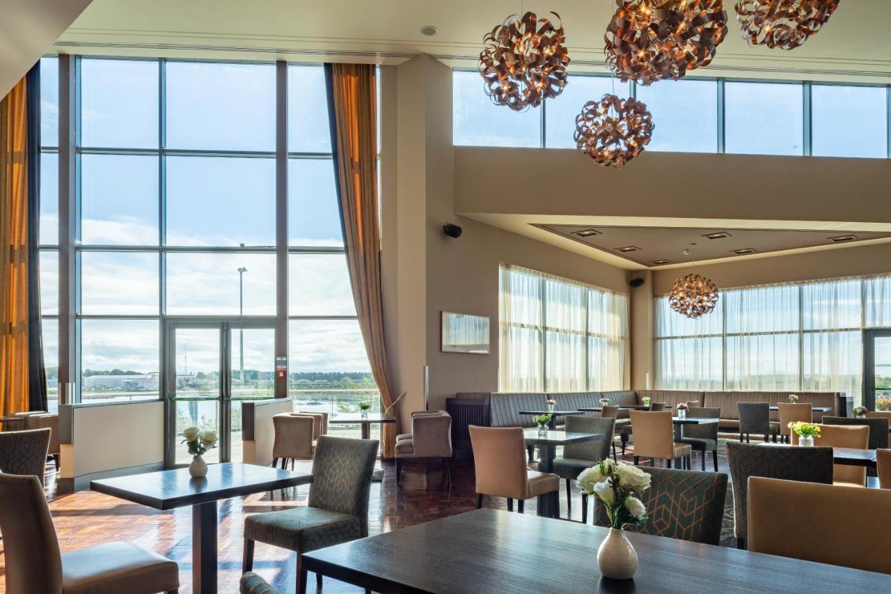 The Galmont Hotel & Spa Голуей Екстериор снимка