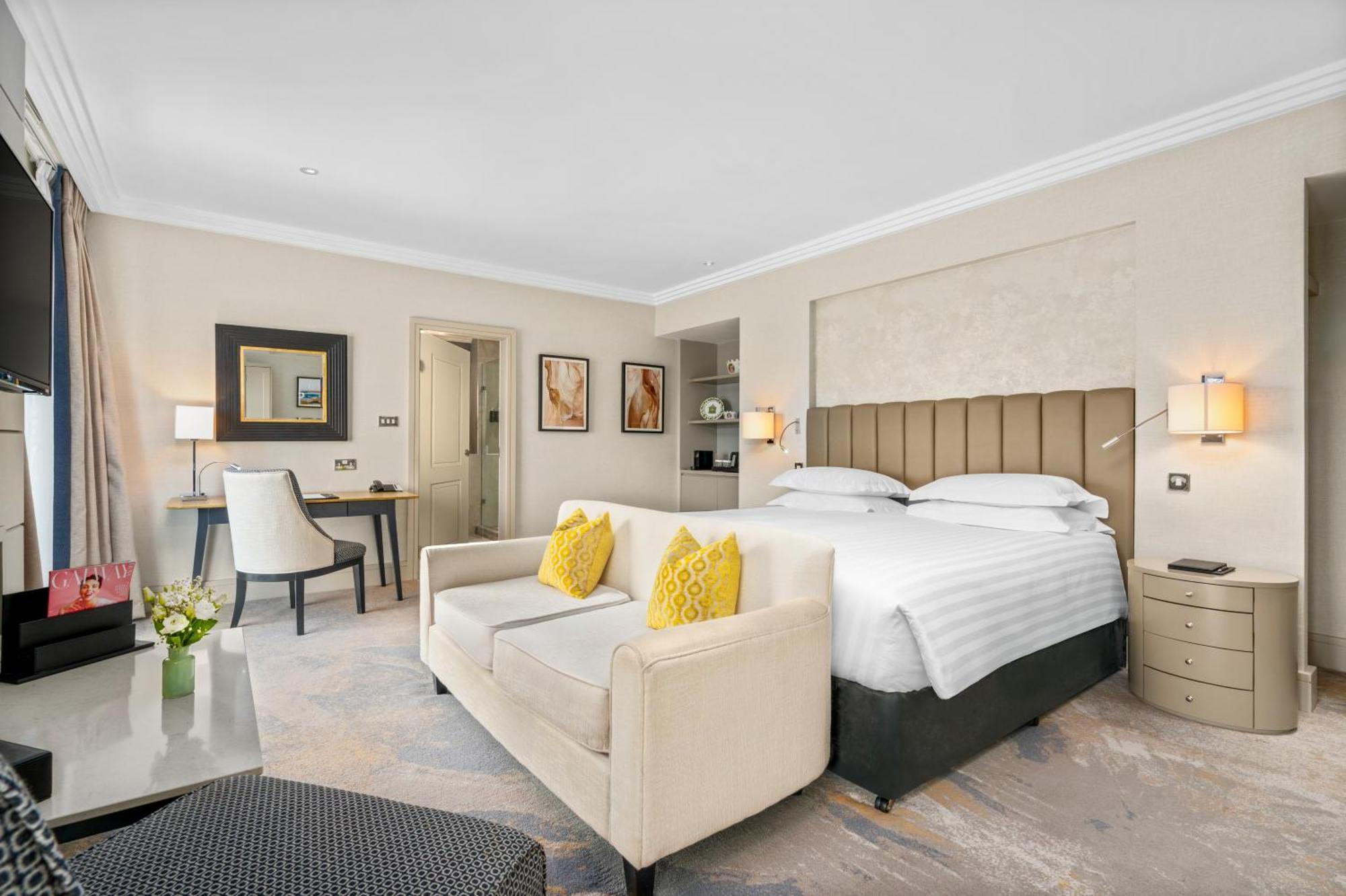 The Galmont Hotel & Spa Голуей Екстериор снимка