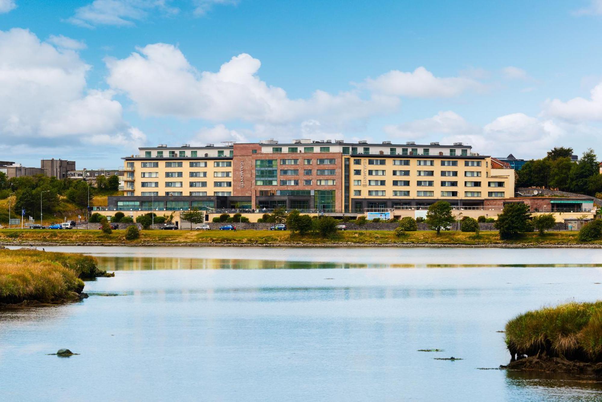 The Galmont Hotel & Spa Голуей Екстериор снимка