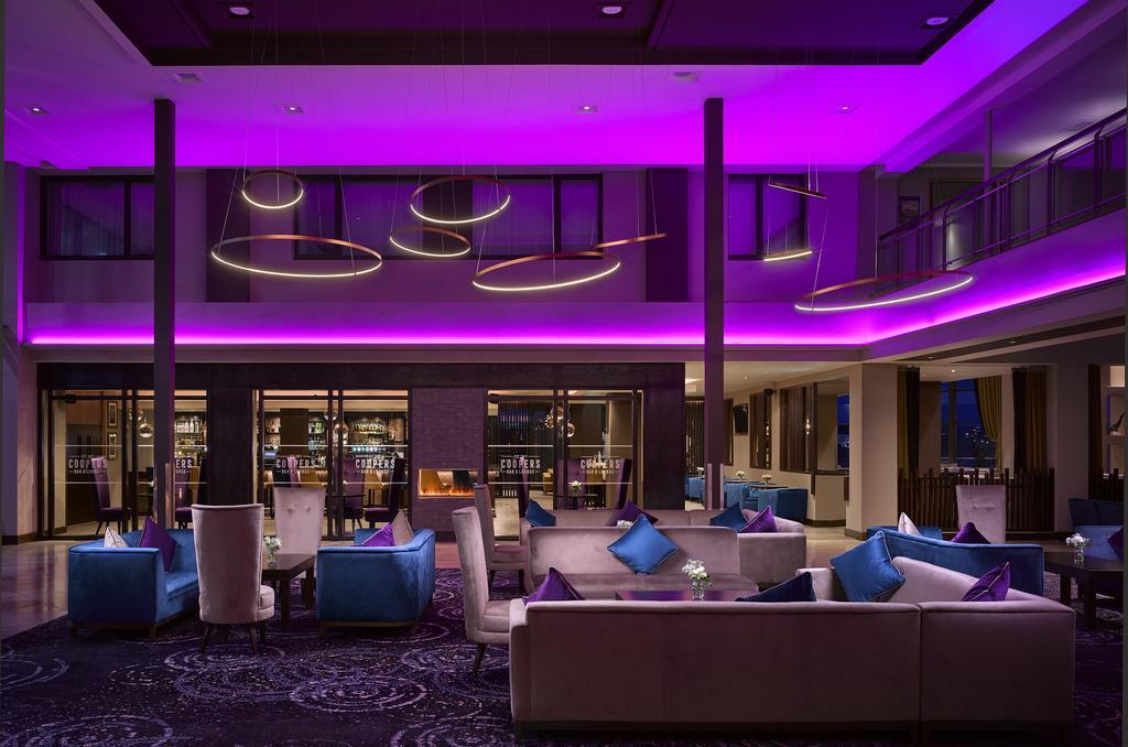 The Galmont Hotel & Spa Голуей Екстериор снимка